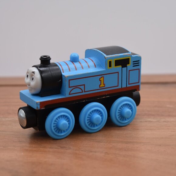 Thomas 1 Blue Engine 2012 - Thomas & Friends Wooden Railway Train Engine Y4083 - Picture 8 of 8